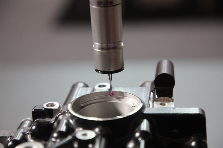 思瑞三坐標應(yīng)用之發(fā)動機缸內(nèi)壁測量(圖1) 思瑞三坐標應(yīng)用之發(fā)動機缸內(nèi)壁測量(圖1)